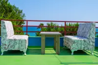 Blue Life Hotel & Restaurant photo 5
