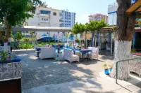 Blue Life Hotel & Restaurant photo 10