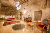 Hera Cave Suites photo 3