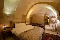 Zula Cave House photo 9