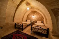 Zula Cave House photo 10