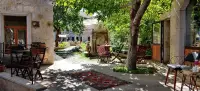 Sarnich Cave Suites photo 6