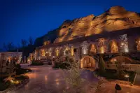 Sur Cave Hotel photo 3