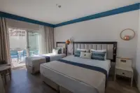 Maxeria Blue Didyma Hotel photo 23