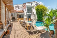 Nuriye Alacati photo 1