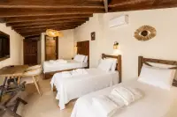 Nuriye Alacati photo 5