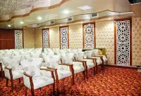 Malahit Exclusive Hotel photo 7