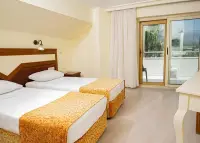 Valeri Beach Hotel photo 6