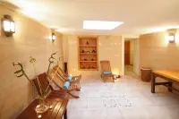 Aspen Hotel photo 8