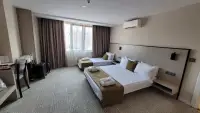 Bonnie City Hotel photo 6