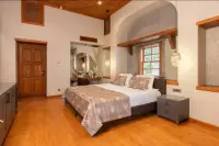 Dumos Suite Hotel photo 10