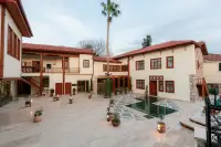 Dumos Suite Hotel photo 2