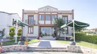 Ebruli Otel Cunda photo 1