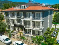 Platanus Hotel photo 1