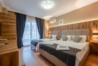 Platanus Hotel photo 7