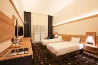 Karpalas City Hotel & Spa photo 11