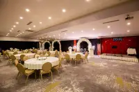 Karpalas City Hotel & Spa photo 15