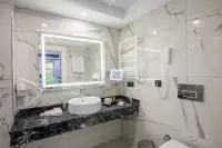 Karpalas City Hotel & Spa photo 14
