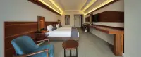 Karpalas City Hotel & Spa photo 7