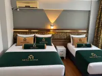 Meta Hotel photo 10