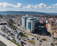Parion Hotel photo 1