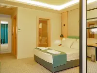 Angel's Park Hotel photo 8
