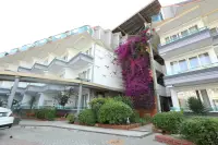 Ünlüselek Hotel photo 1