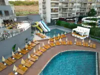 Athena Premium Suites photo 3