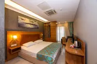 Grand Palace Hotel photo 9