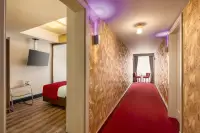Ramada By Wyndham Istanbul Pera photo 6