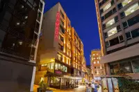 Ramada By Wyndham Istanbul Pera photo 1