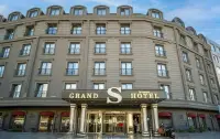Grand S Hotel photo 1