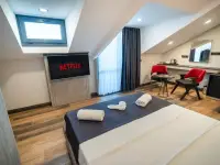 Modern Lux Hotel photo 12