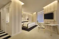 Ramada Hotel & Suites photo 8
