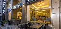 38 Hotel photo 2