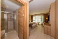 38 Hotel photo 5