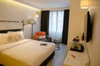 Sparkle Hotel photo 7