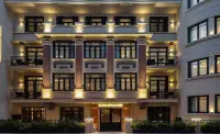 Gleam Collection Hotel photo 3