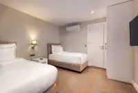 Gleam Collection Hotel photo 9