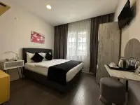 Piano Hotel Izmir photo 5