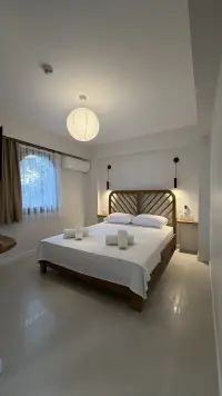 Sâde Dikili photo 7