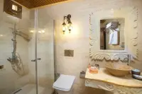 Megaron Cave Hotel photo 10