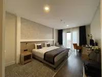 Des Otel photo 4