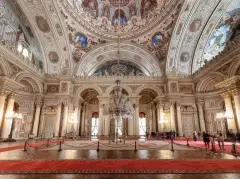 Dolmabahçe Palace photo 3