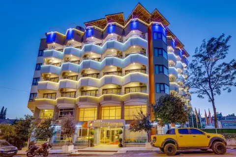 Grand Hotel Kurdoglu — Kuşadası, 4-star hotel