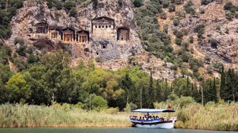 15 Days Lycian Way Trekking Adventure: From Dalaman to Antalya (Private Tour)