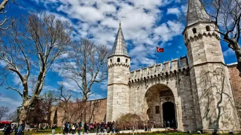 2 Days Istanbul Highlights: Old City & Bosphorus Cruise from Didyma Private Tour