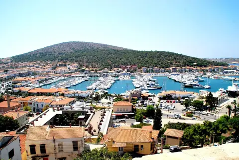 3 Days Cesme & Alacati City Tour – Cesme Castle and Marina (Group Tour)
