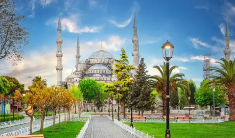 8 Days Turkey Package: Istanbul, Pamukkale, Antalya & Cappadocia (Group Tour) — Istanbul