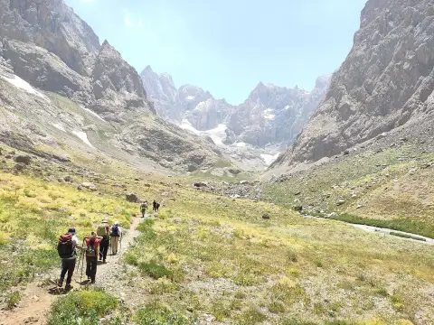 Relaxing Turkish Bath Day Tour from Hakkari